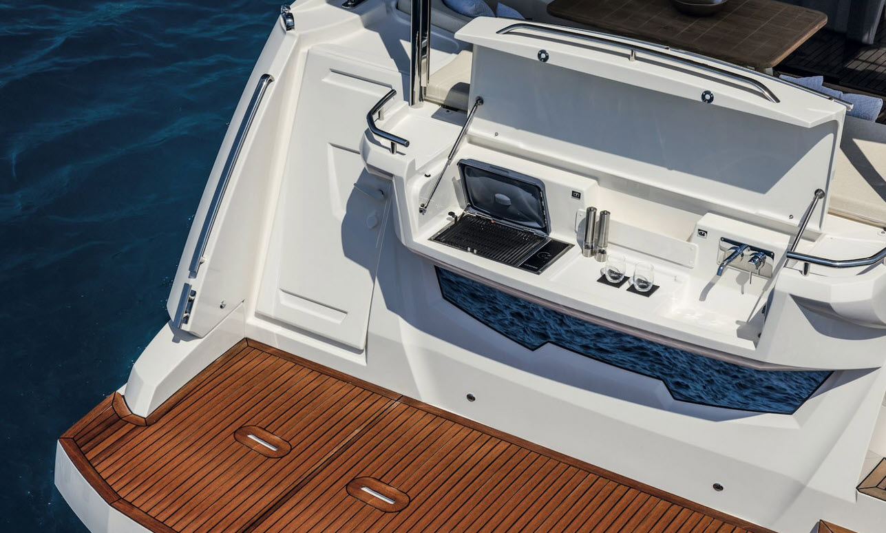 Absolute 50 Fly Summer Kitchen