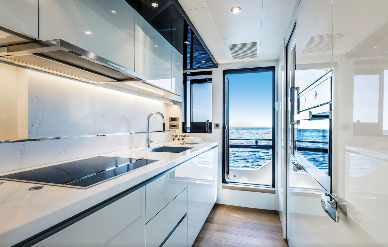 galley on the absolute navetta 73