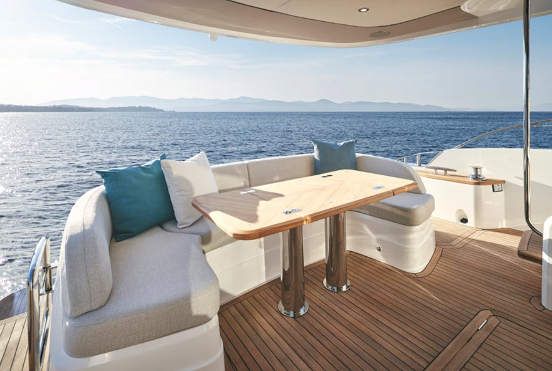 aft cockpit on princess f65