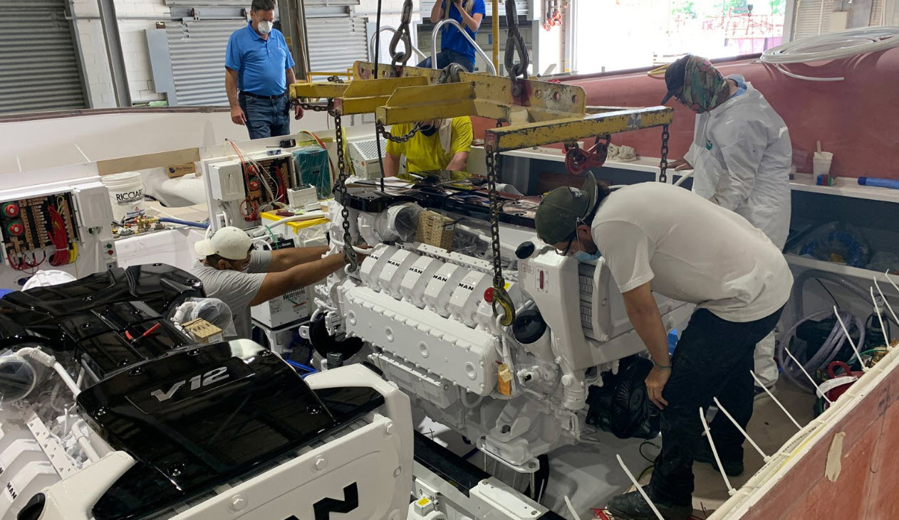 engines - viking 54 convertible