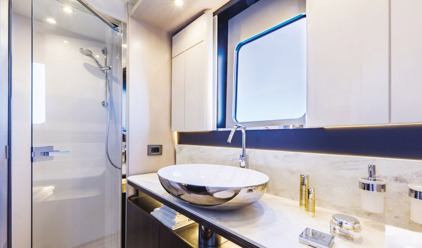 Master bathroom - absolute 58