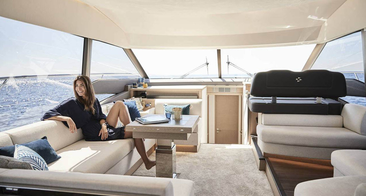 Prestige Yachts 590 Salon