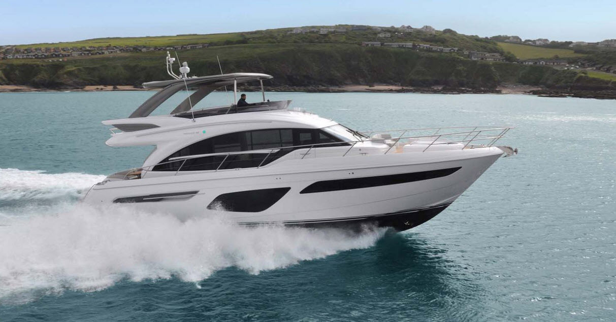 Princess F62 Flybridge Yacht