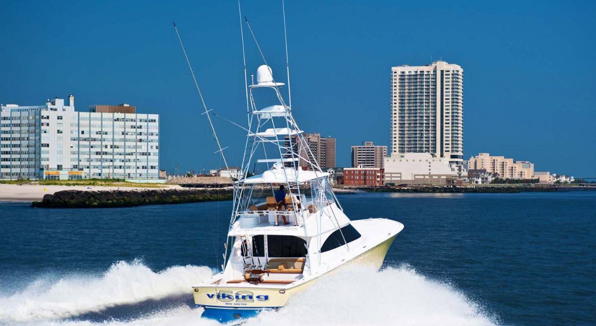 Rupp outriggers on viking yacht