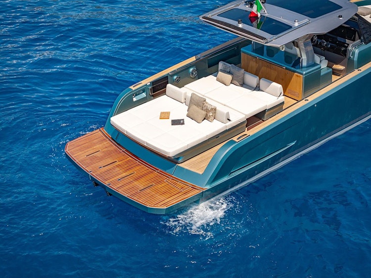 gorgeous teak on swim platform near sunbeds