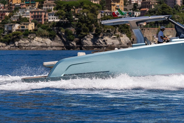 aft area on pardo 43