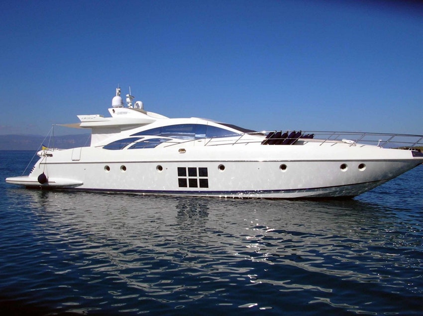 used Azimut 86 S yacht for sale