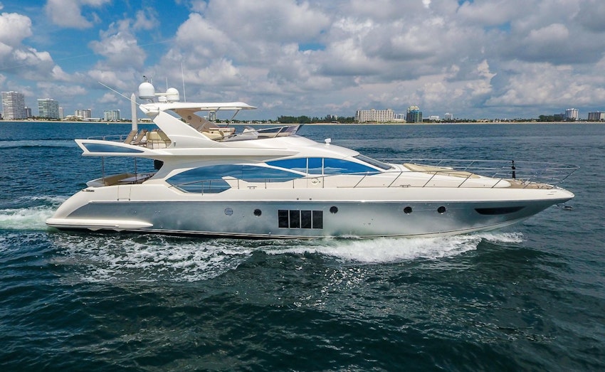 used Azimut 70 Flybridge yacht for sale