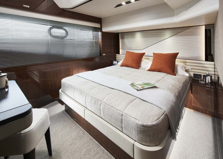 Guest stateroom on the V78