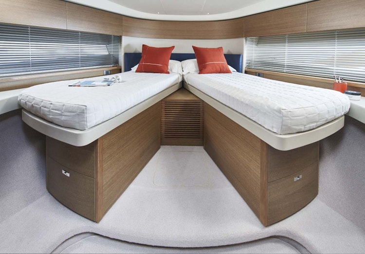 Forward Guest Cabin Beds Apart