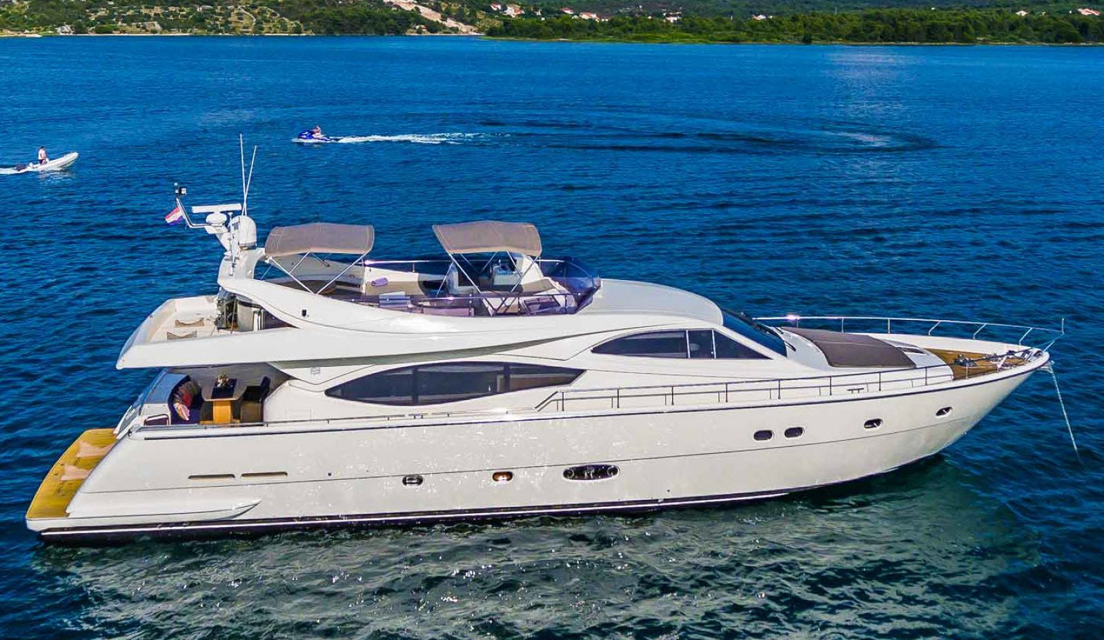 Ferretti 760 Yacht For Sale | Used Ferretti Boats | SI Yachts