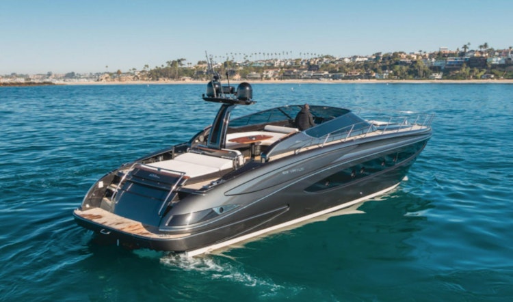 riva virtus 63 yacht