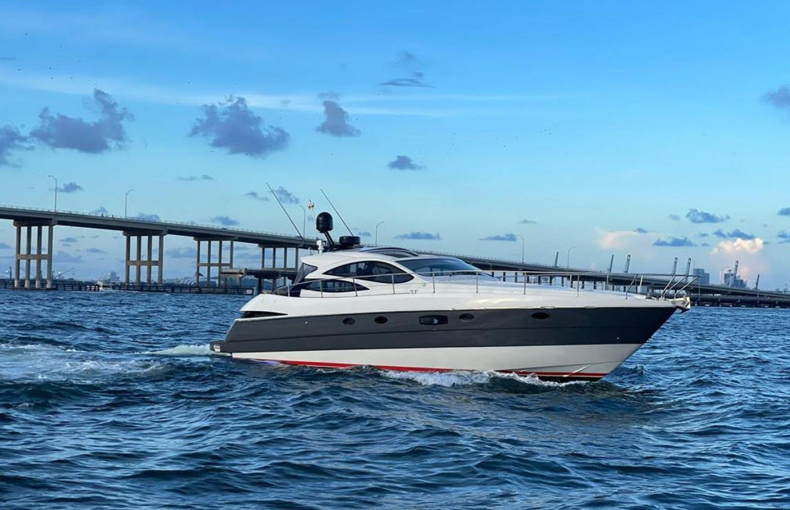 pershing 50