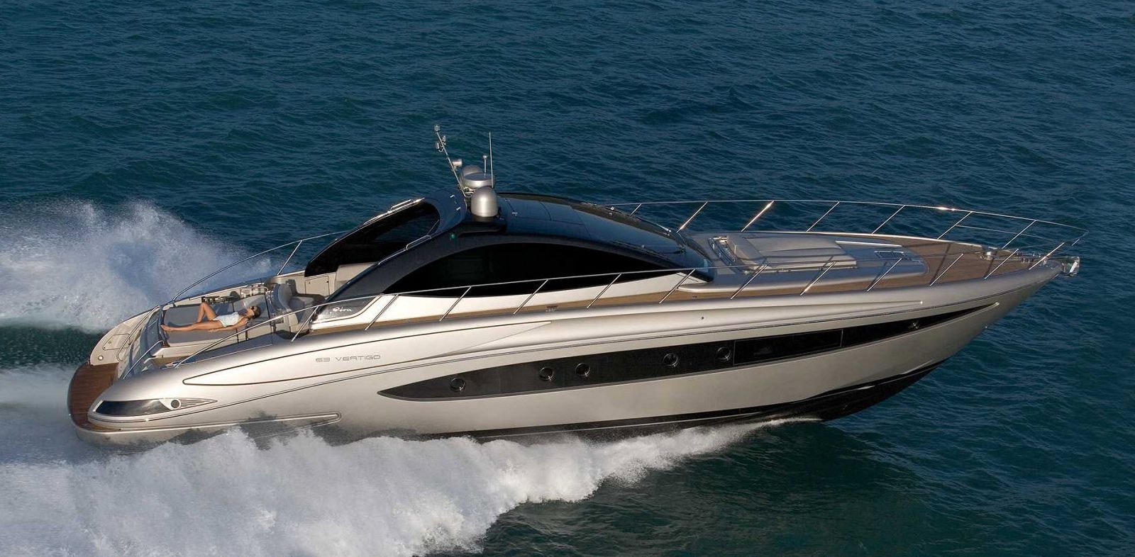 riva yachts 63 vertigo