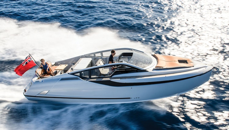 Fairline F33