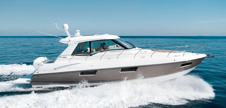 cruisers 48 cantius