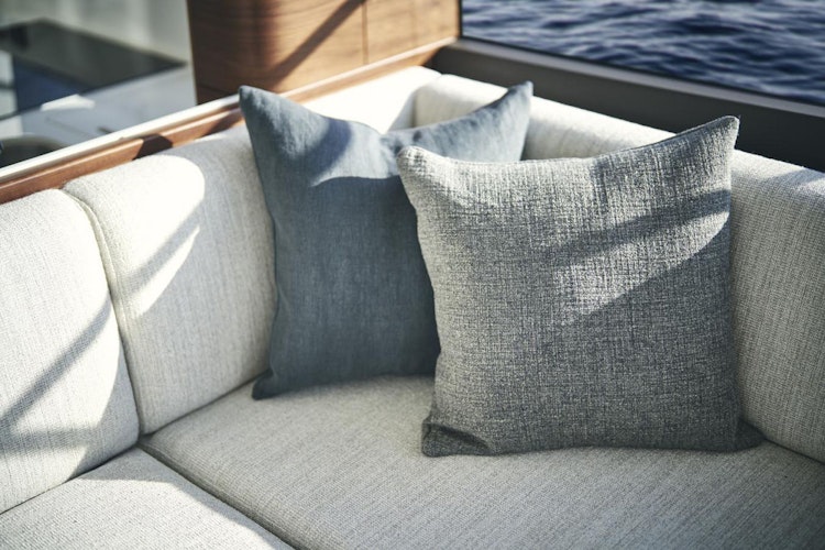 exterior sofa pillows