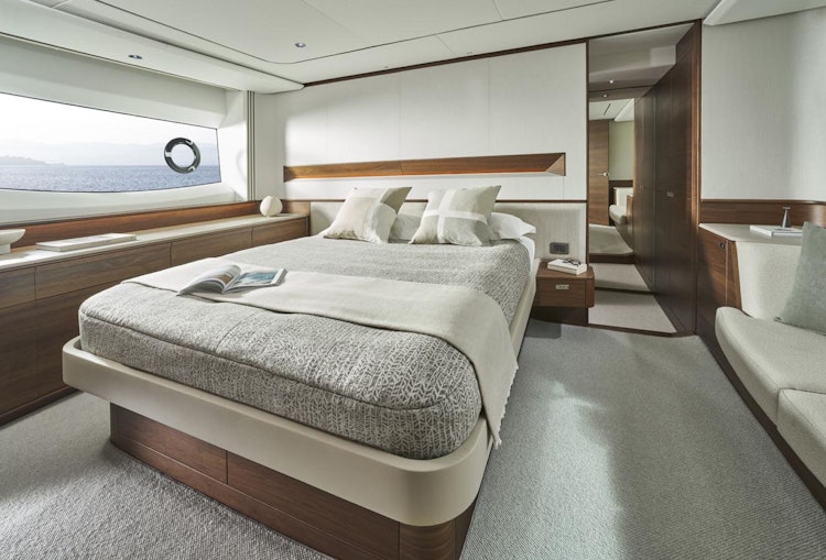 master stateroom with window