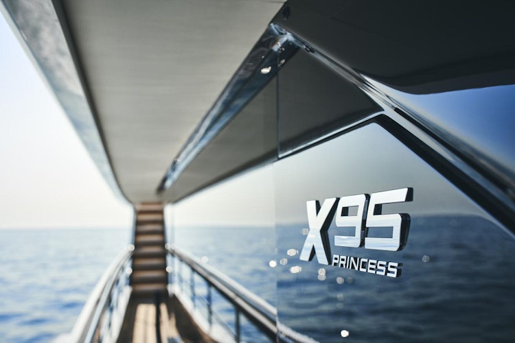 Princess Yachts X95