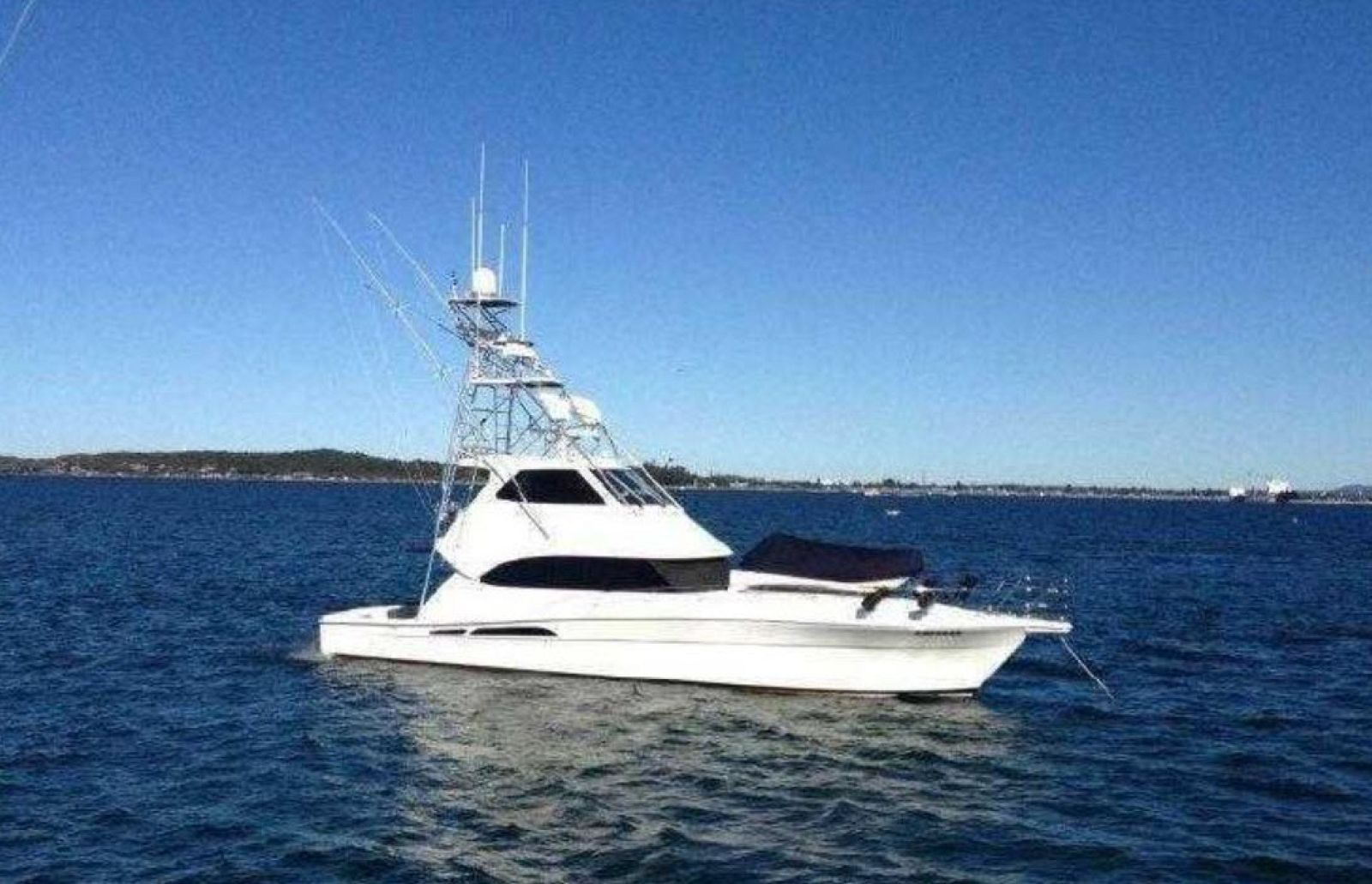 riviera 58 enclosed flybridge
