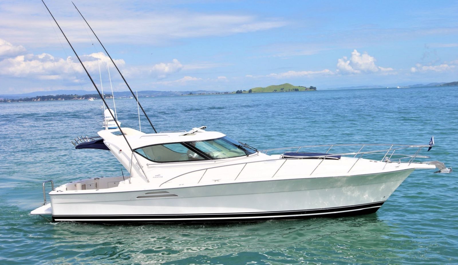 riviera 4000 offshore