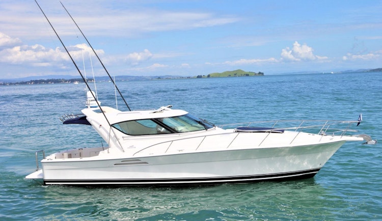 riviera 4000 offshore