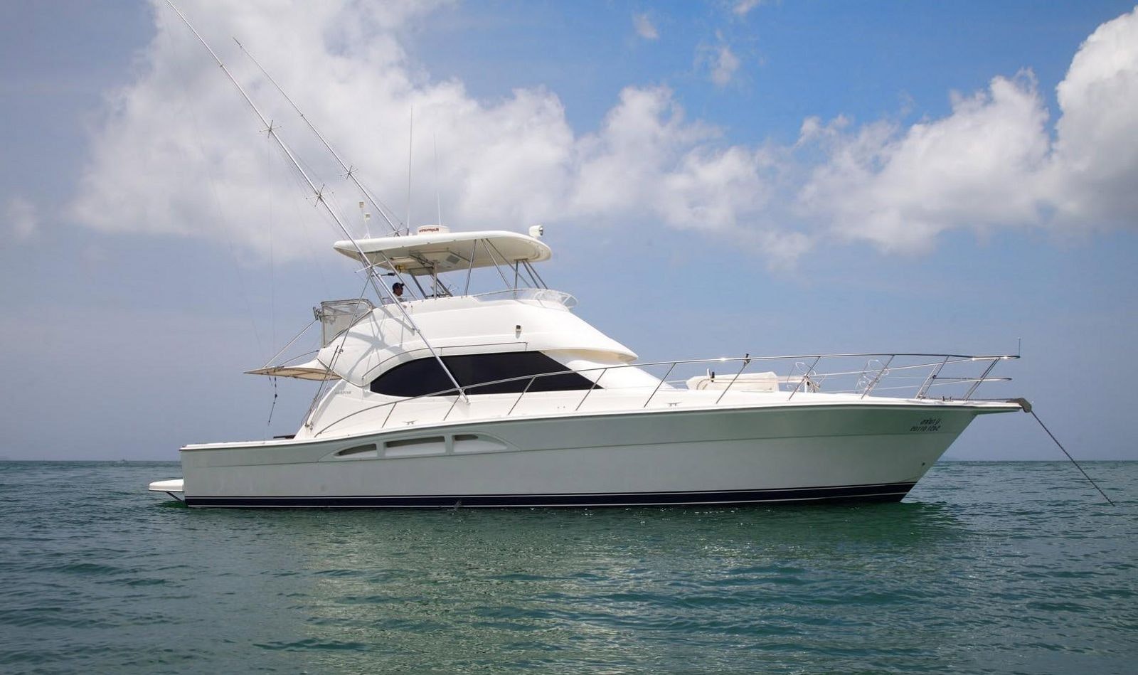 Riviera 47 flybridge yacht