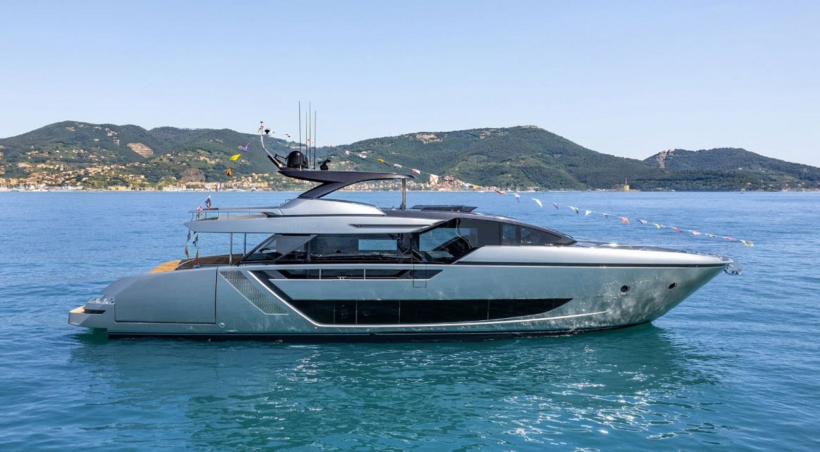 riva yachts 82 diva