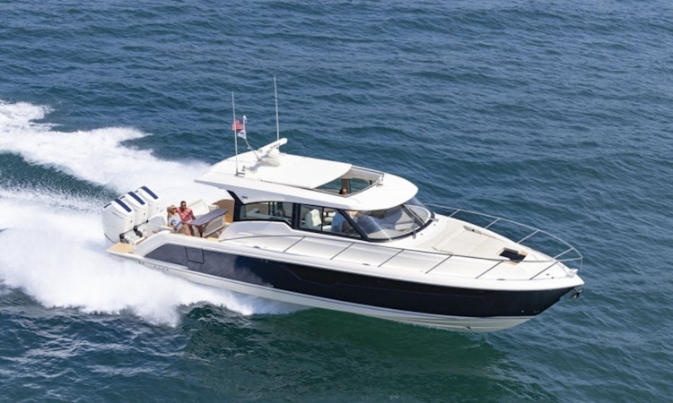 tiara yachts 48 le