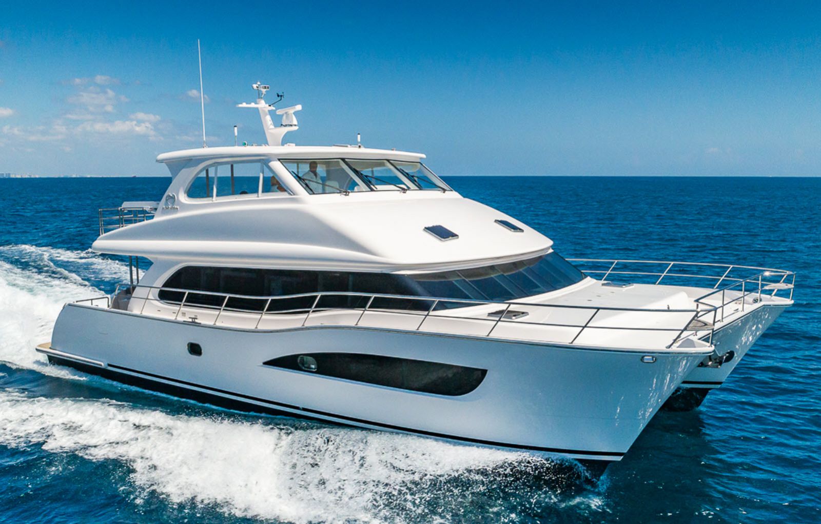 Horizon PC60 - Luxury Power Catamaran Yacht For Sale