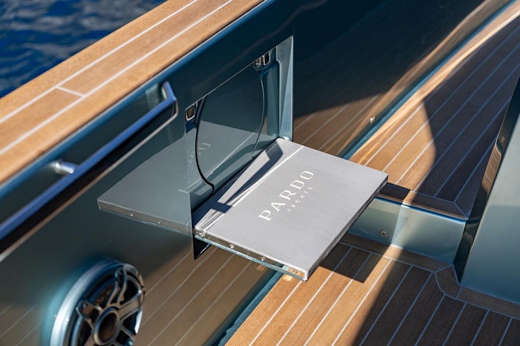 pardo yachts logo on new 43