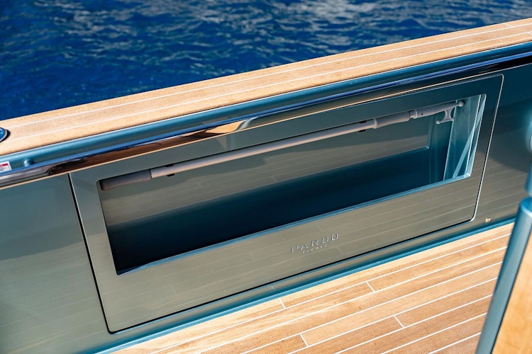 hullside door for boarding