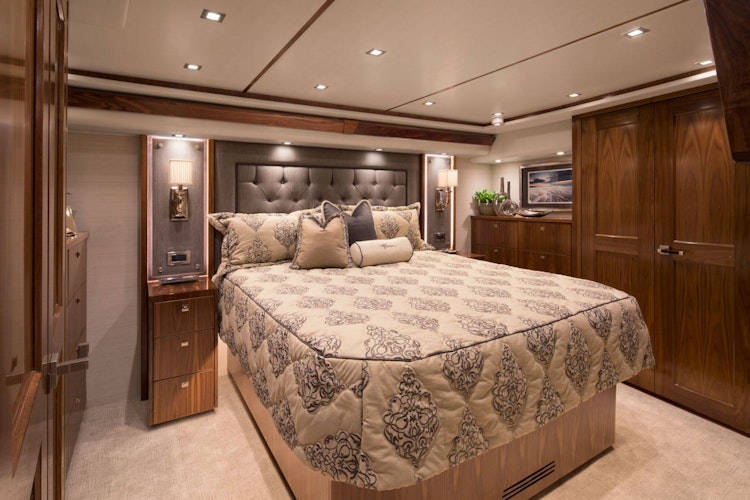 Viking Yachts 72 Convertible VIP Stateroom