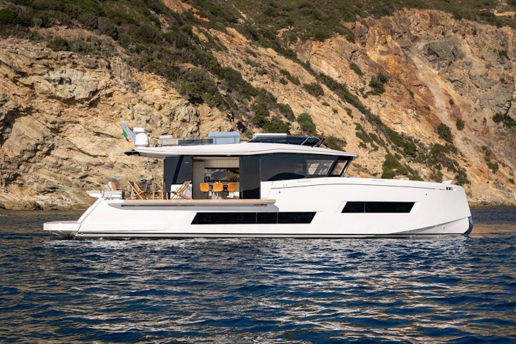 starboard profile with balconies down