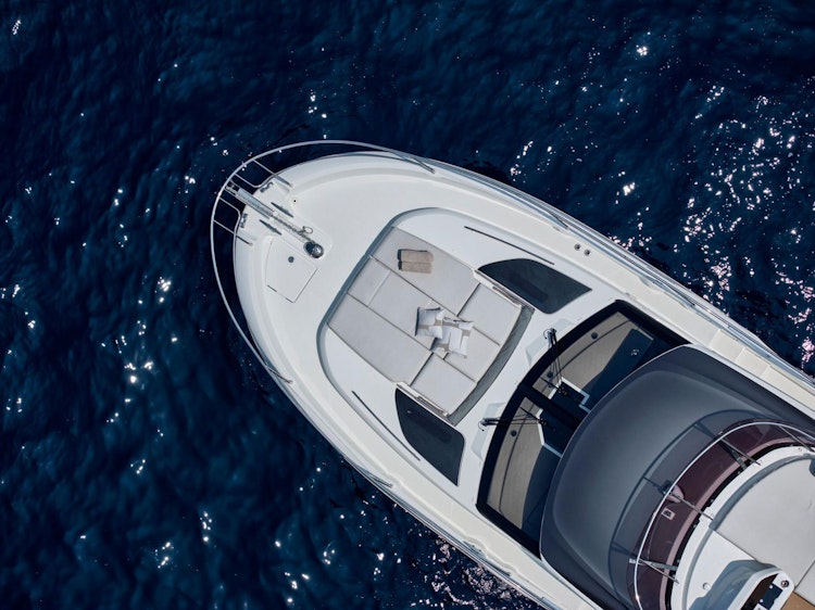 Prestige Yachts F4.9