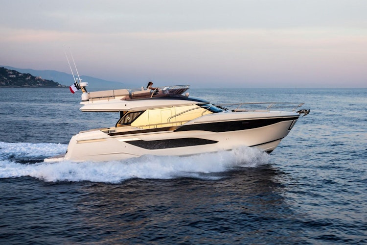 Prestige Yachts F4.9