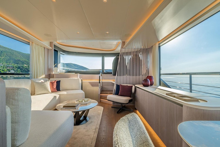 Absolute Yachts Navetta 62