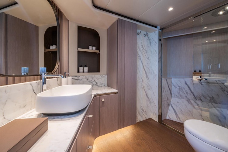 Absolute Yachts Navetta 62