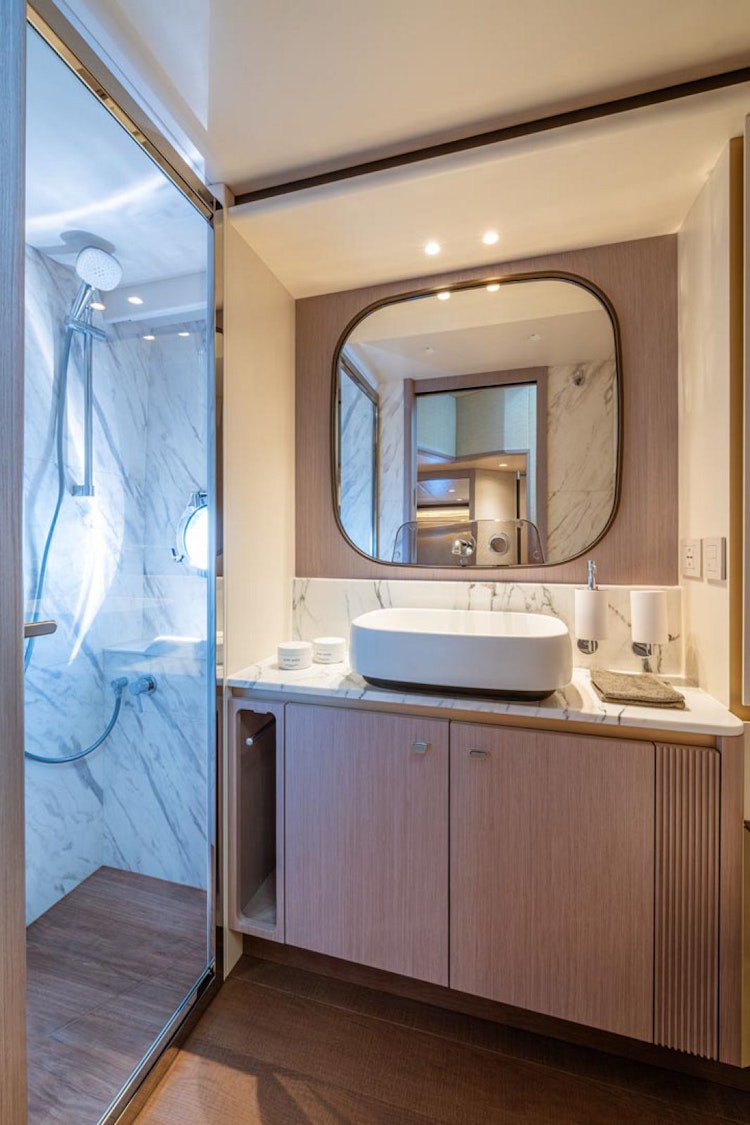 Absolute Yachts Navetta 62