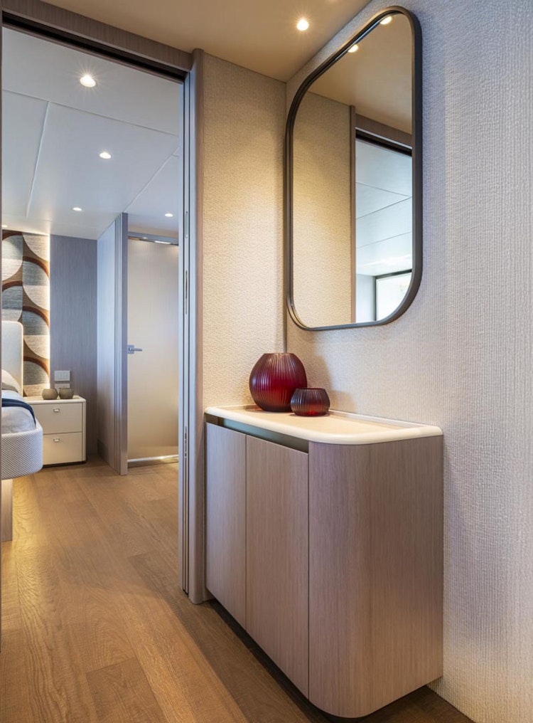 Absolute Yachts Navetta 62