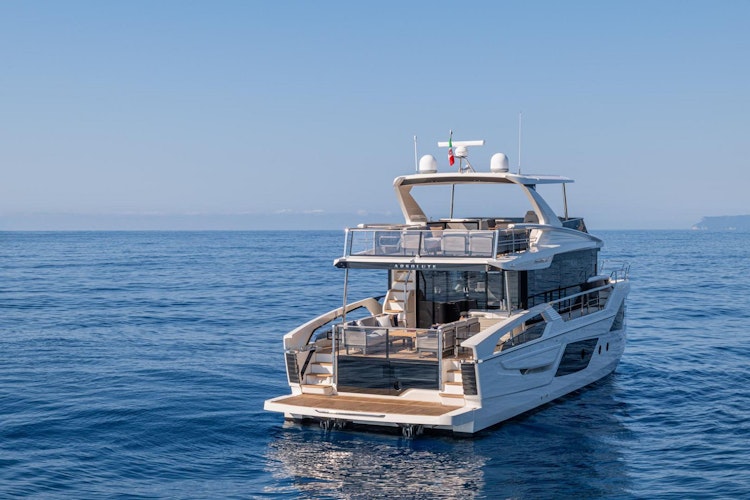 Absolute Yachts Navetta 62
