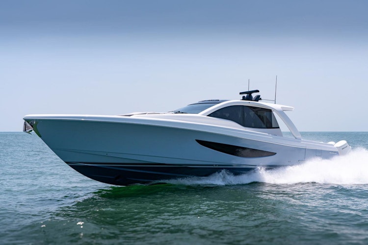 profile of v55 sport yacht cruising