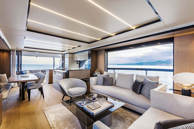 absolute navetta 68 salon
