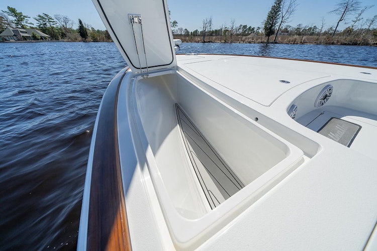 bow storage on valhalla v28 bow