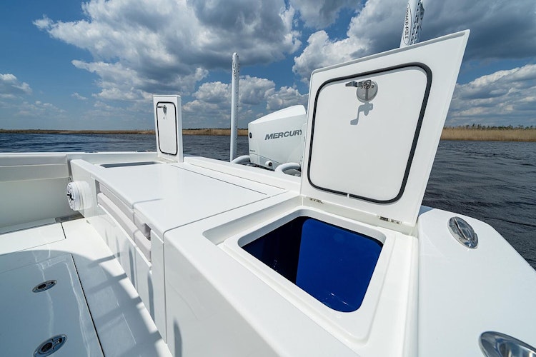 Valhalla Boatworks V-29 Hybrid