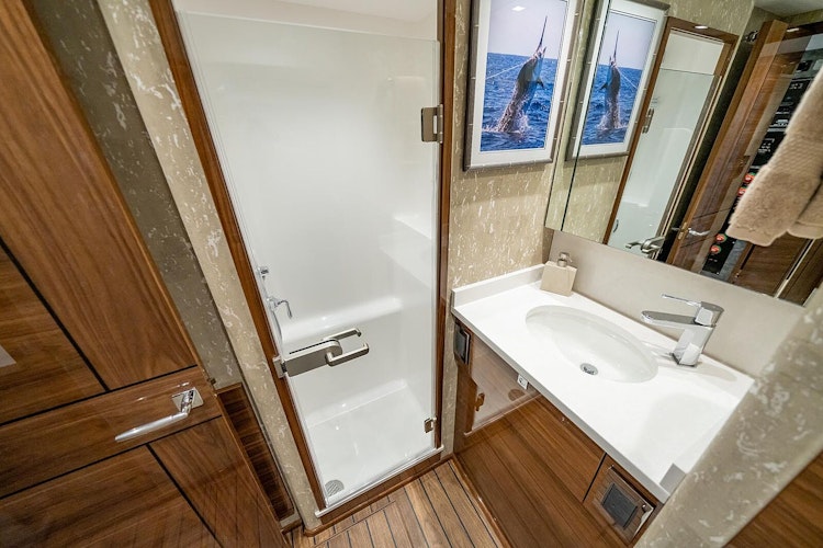 guest bathroom shower