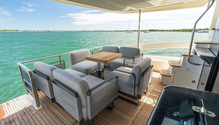 cockpit on used navetta 53