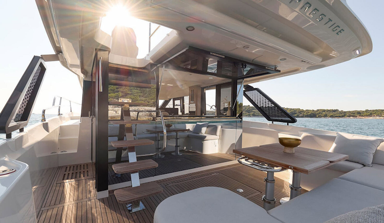 Prestige Yachts F4.3