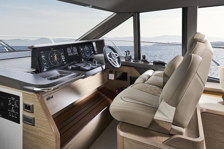 Princess Yachts F58
