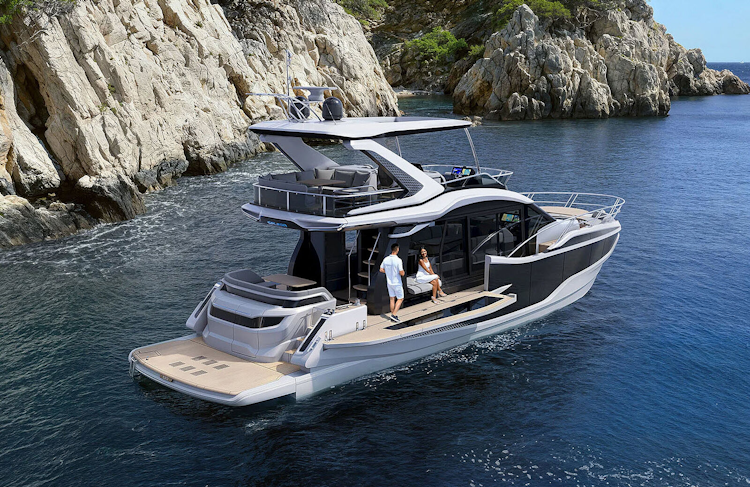 galeon yachts 520 fly